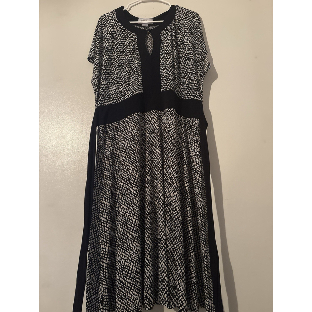 J. Howard Dress Size 18 Black White Geometric Abstract Keyhole Short Sleeve Maxi